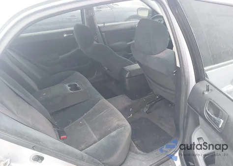 2003 Honda Accord 3.0 Lx z USA, uszkodzony, nr VIN 1HGCM66353A045621